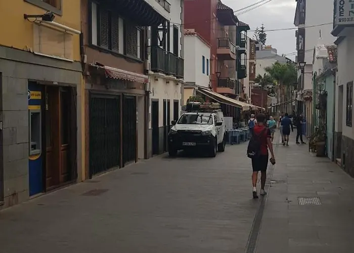 Bahamas Avenida Muelle Puerto de la Cruz (Tenerife)